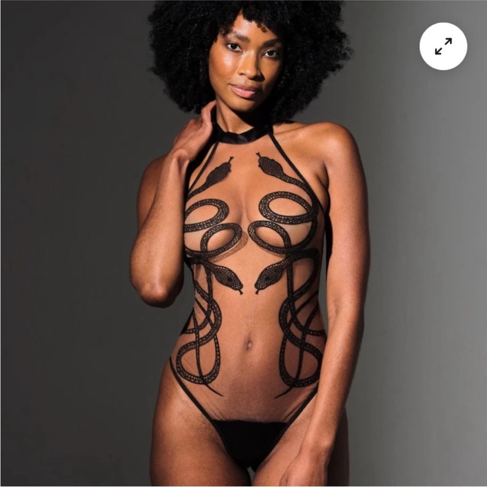 Thistle and spire snake body suit *NEW*